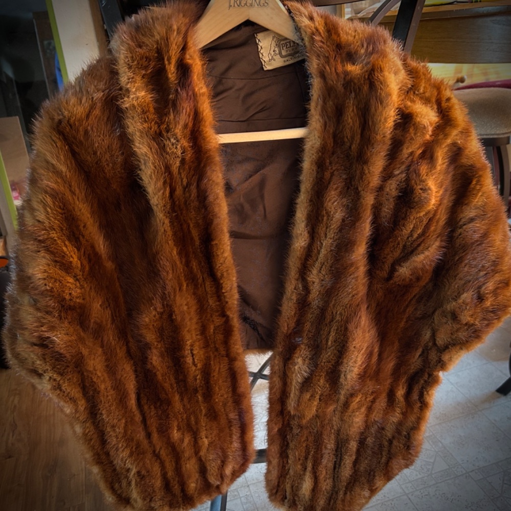 Peltz Furs Baltimore genuine mink fur stole